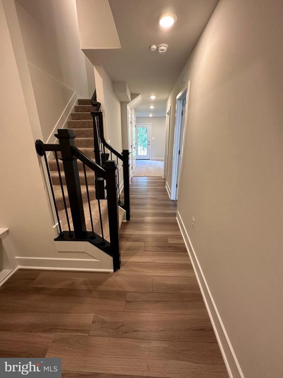 Building Photo - 2318 Woodlands Rd