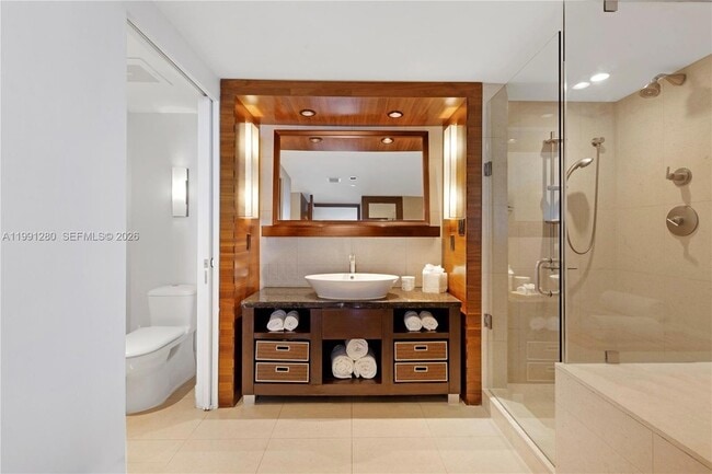 Building Photo - 6801 Collins Ave