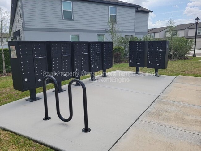 Building Photo - 7694 Momentum Pkwy