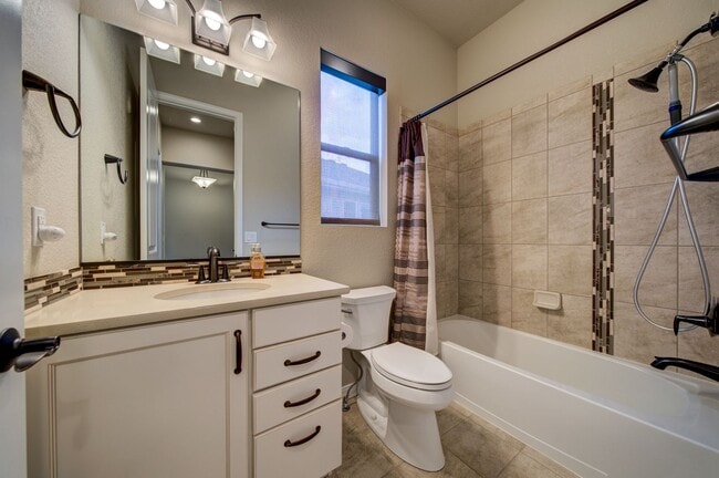 Building Photo - 15838 Long Valley Dr