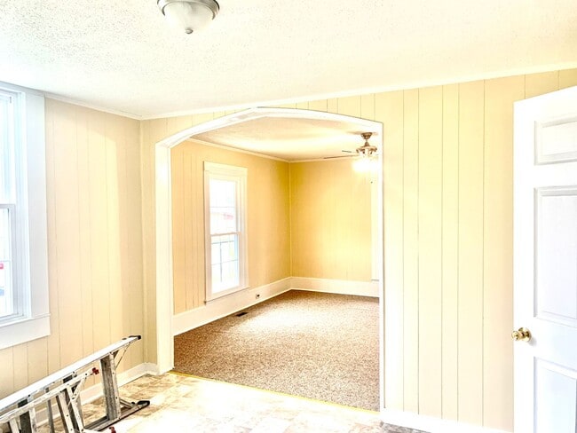 Building Photo - 1069 Flint Hill St