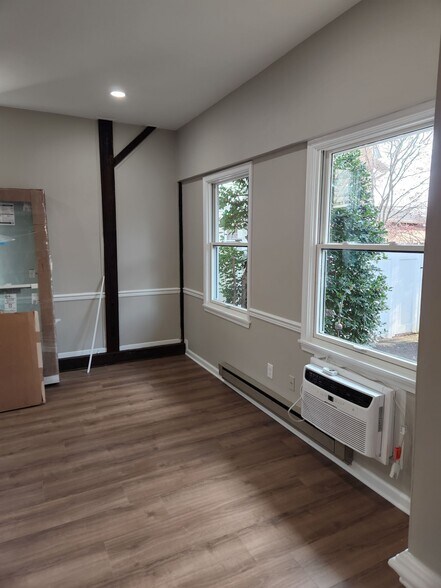 Building Photo - 61 W Oakland Ave