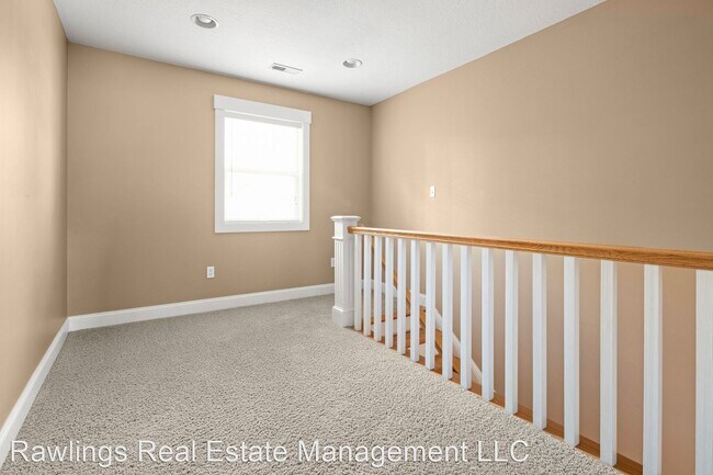 Building Photo - 3 br, 2.5 bath House - 34 Pinecroft Road