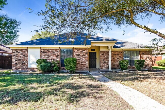Primary Photo - 4017 Dorchester Dr