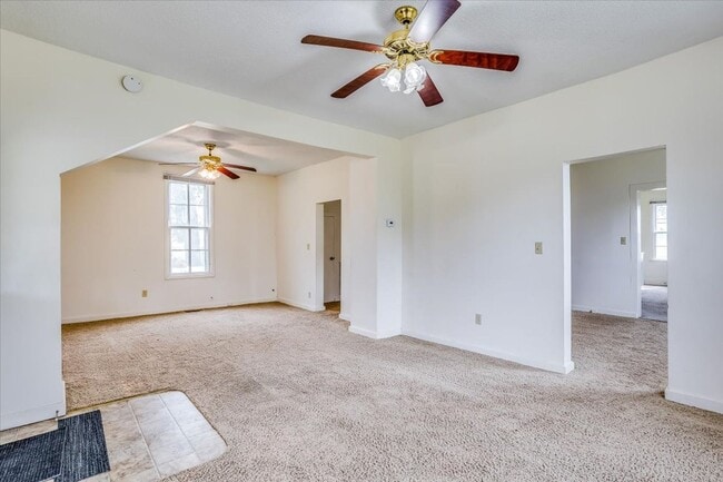 Building Photo - 8733 W 73rd St N