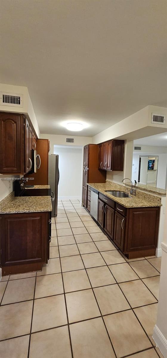 Building Photo - 9220 NW 9th Pl