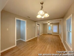 Building Photo - 443 Seele St