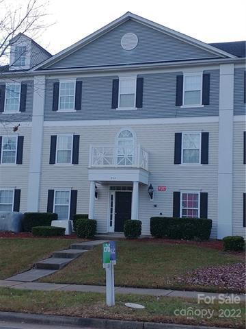 Building Photo - 958 Plaza Walk Dr