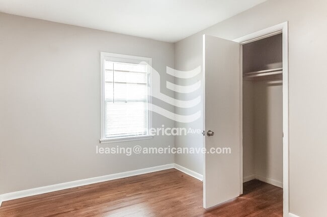 Building Photo - 4959 N Trenton Ave