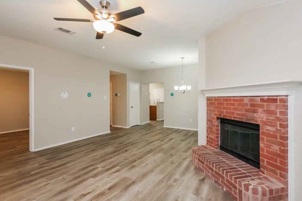 Building Photo - 1748 Cansler Ln