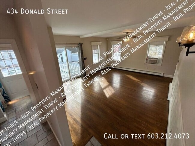 Building Photo - 434 Donald St