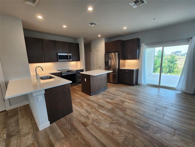 Building Photo - 9724 Evening Canopy Dr