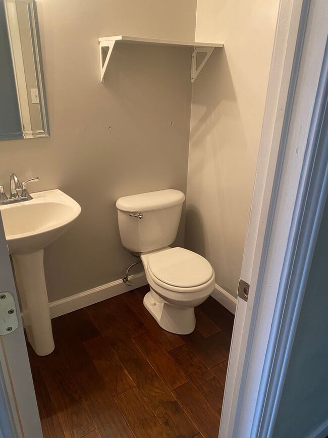 Building Photo - House in Morton, IL - 3 Bedroom/ 2.5 Baths