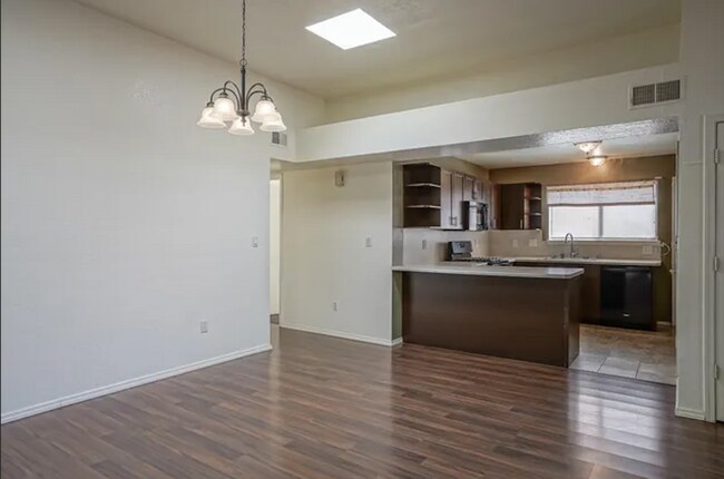 Dining room - 6909 Cleghorn Rd NW