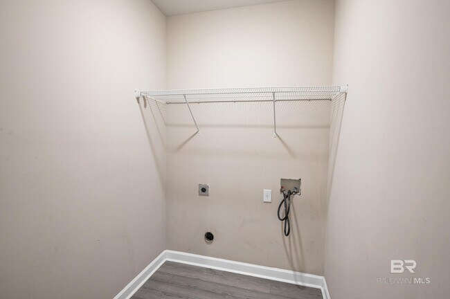 Building Photo - 3816 Chesterfield Ln