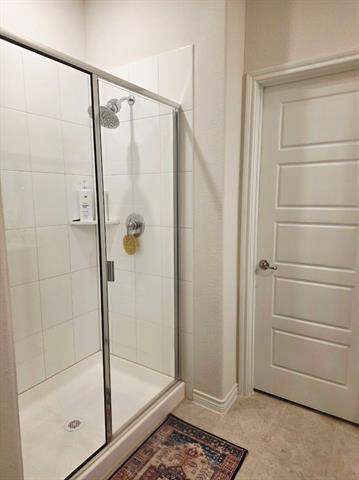 Building Photo - 10101 Sunnyview Ln