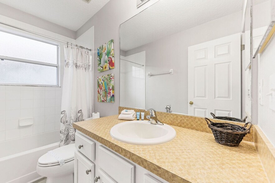 Building Photo - 8522 Sunrise Key Dr