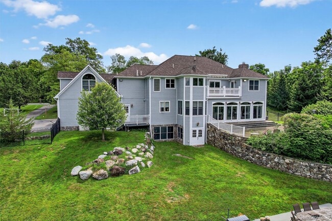 Building Photo - 7 Paiges Way