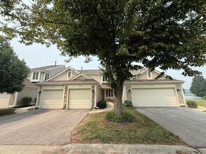 Building Photo - 373 Goshawk Ln