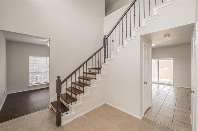 Building Photo - 1411 Prentice St