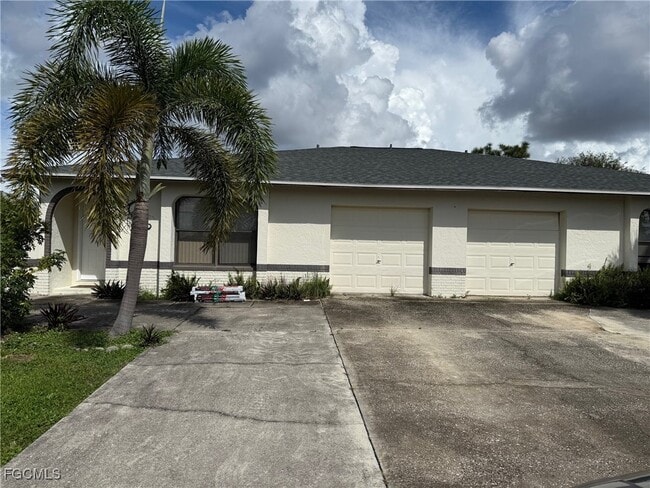 Primary Photo - 1415 SE 23rd Pl