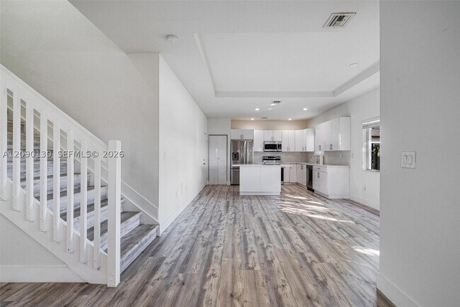 Building Photo - 16350 SW 50th Terrace