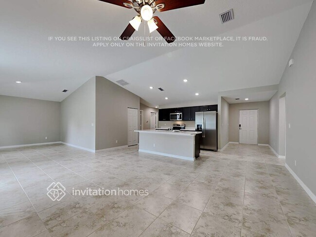 Building Photo - 306 Buzby St SE