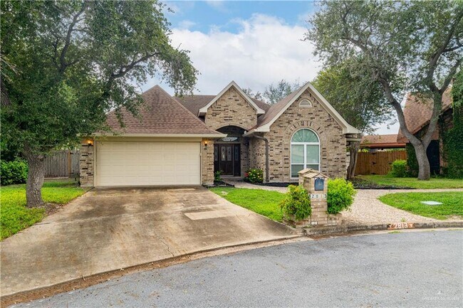 Building Photo - 2813 Hawk Ct