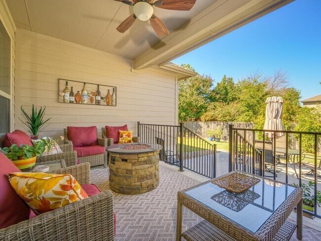 Building Photo - 2125 Sauterne Dr