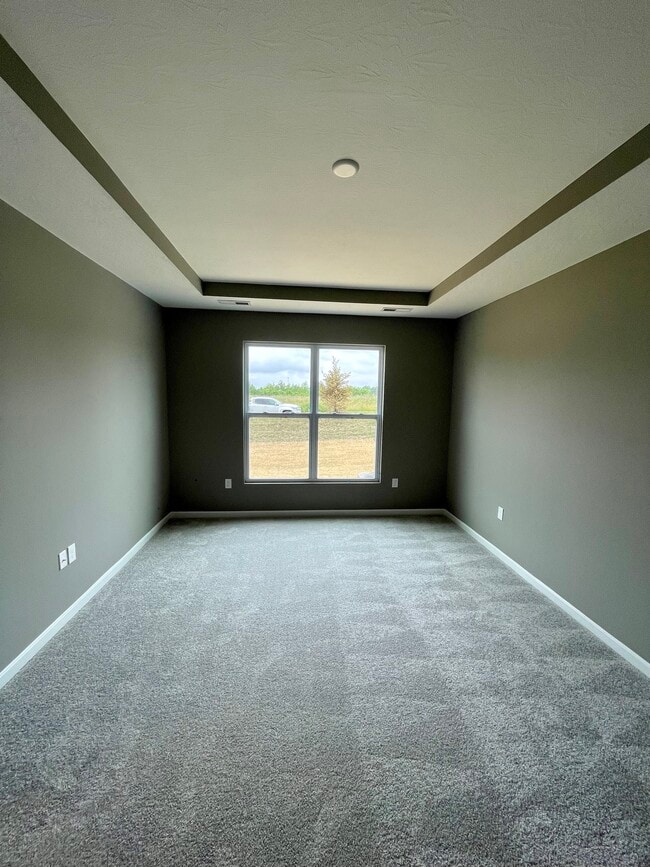 Building Photo - 5011 S Castle Ct