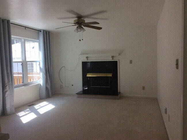 Building Photo - Vass Meadows