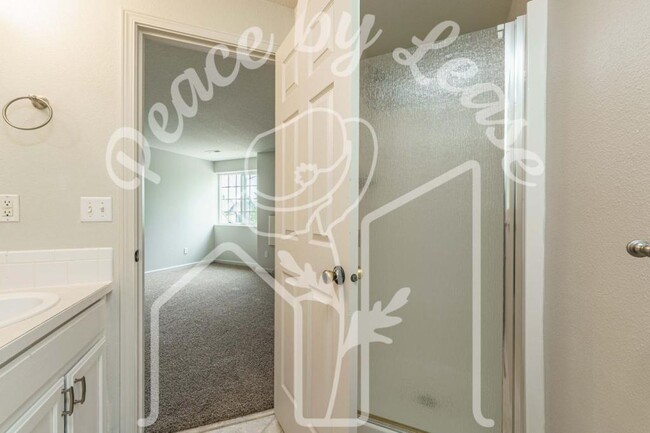 Building Photo - 2521 Strasburg Dr