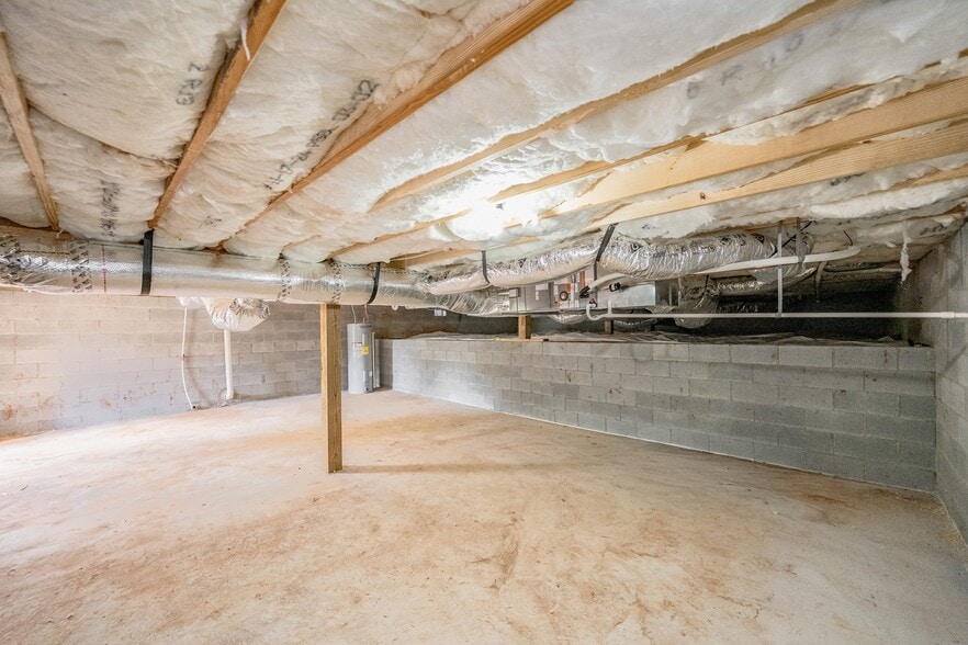 Building Photo - 1008 8th St