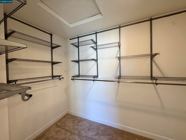 Building Photo - 4431 Meadow Valley Cir