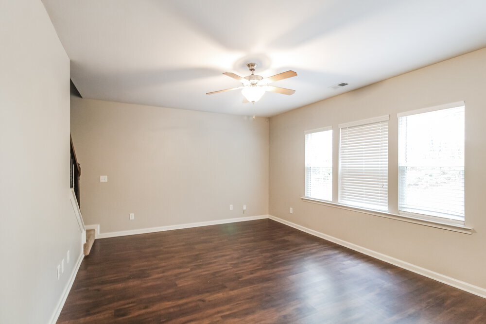 Building Photo - 414 Darbys Run Ct