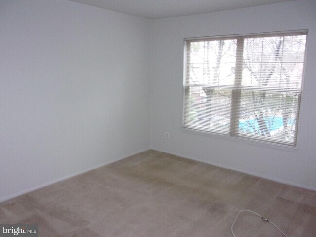 Building Photo - 1712 Abercromby Ct