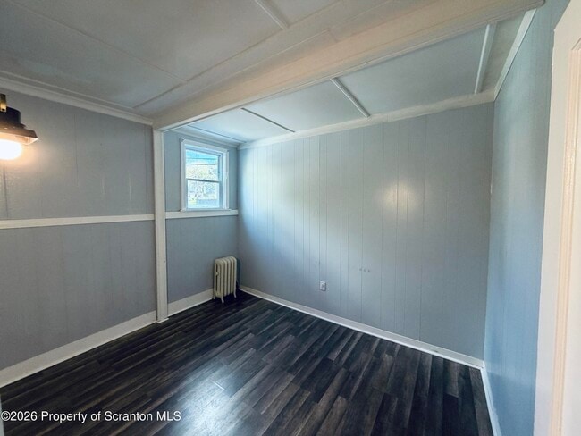 Building Photo - 174 Oak St