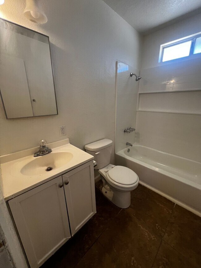 Building Photo - 6589 Palo Verde Ave