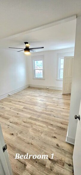 Building Photo - 272 Butler St