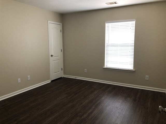 Building Photo - 515 Flat Rock Ter