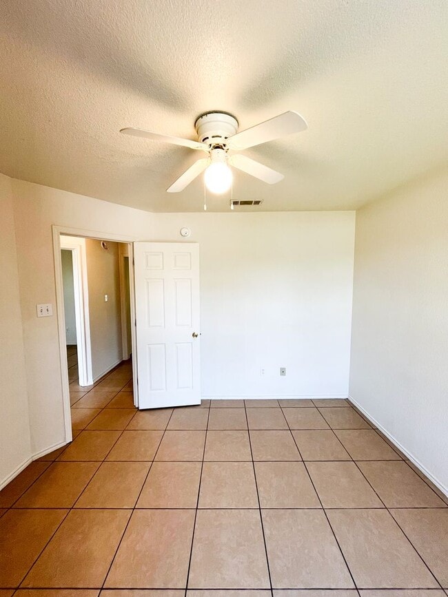Building Photo - Available NOW!!!! Open floor plan features living room with fireplace, dining area, and large kit...