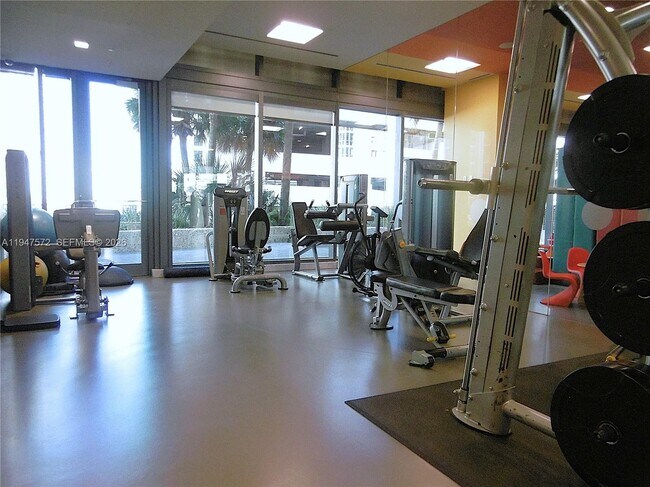 Building Photo - 68 SE 6th St