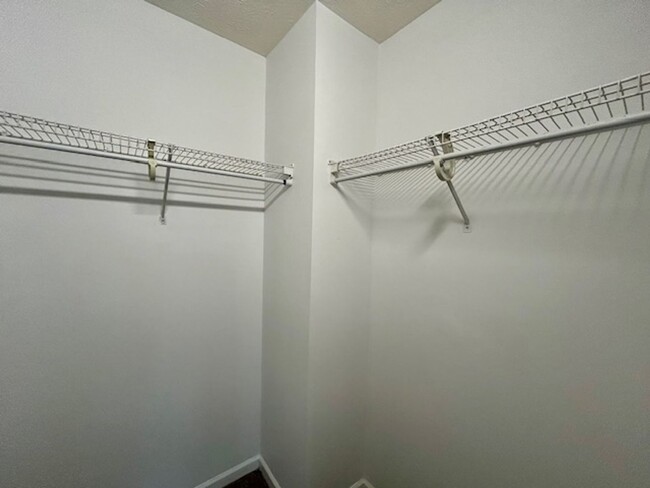 Building Photo - Charming 3-Bedroom, 2.5-Bath Home with Lof...