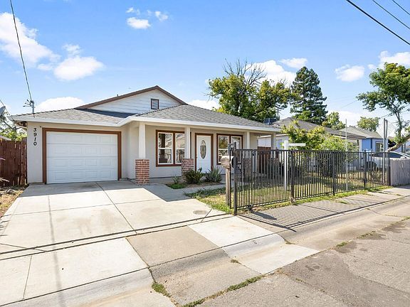 Building Photo - 3910 San Carlos Wy
