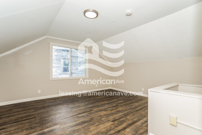 Building Photo - 15132 Evergreen Rd