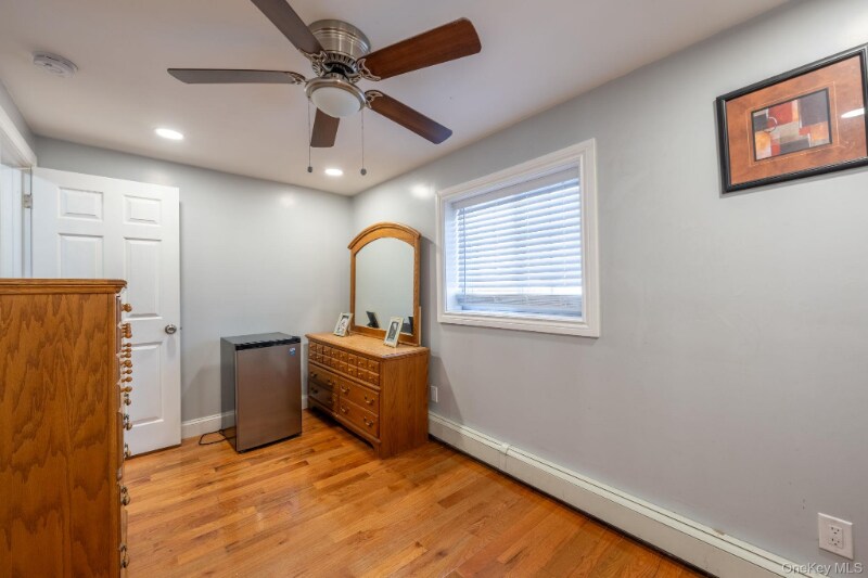 Building Photo - 116-01 221st St