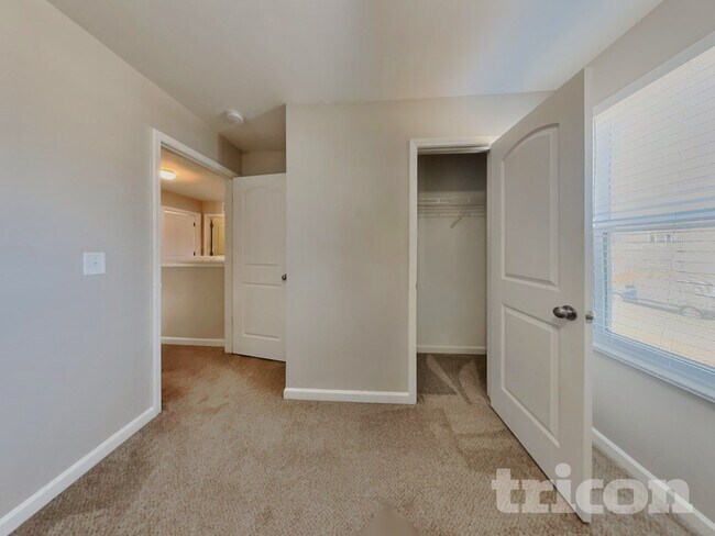 Building Photo - 1856 Northside Dr