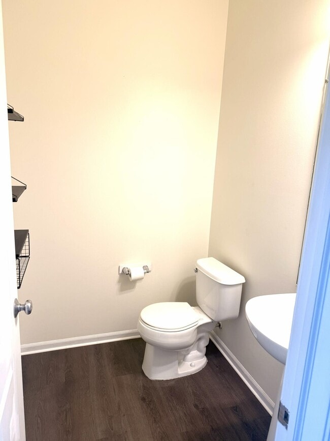 Building Photo - 33213 Saddleback Dr