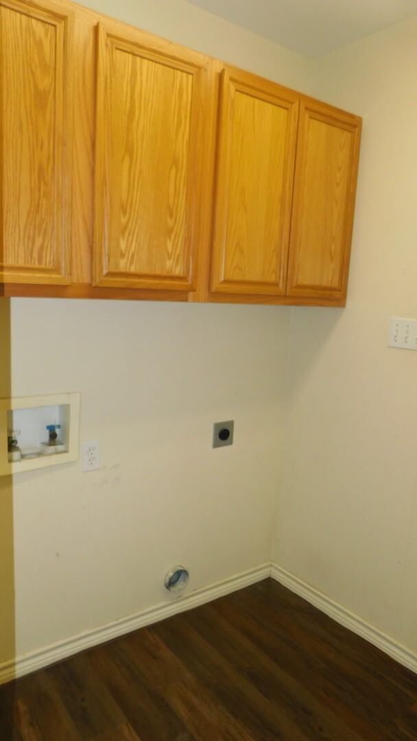 Building Photo - Beautiful 3 Bedroom, 2 Bath Home in Flint!