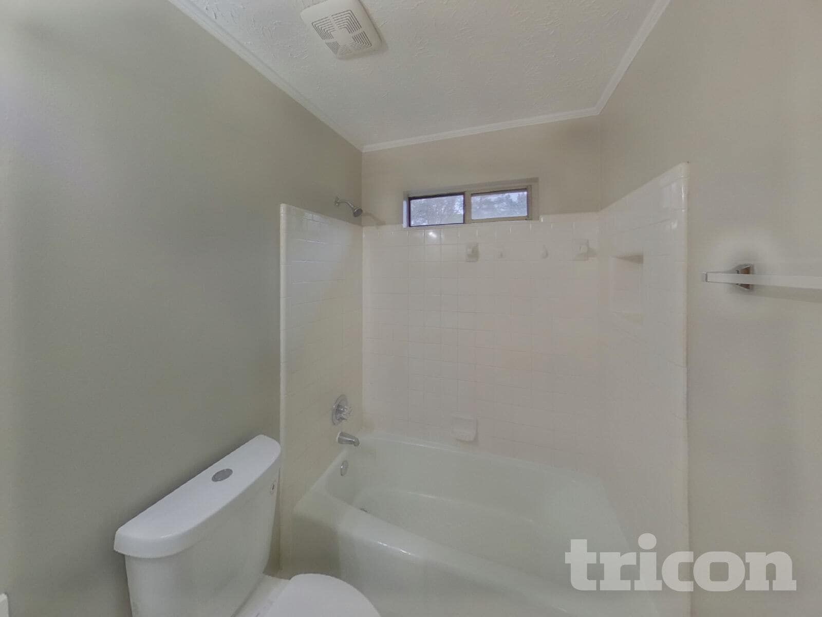 Building Photo - 215 Comstock Ct